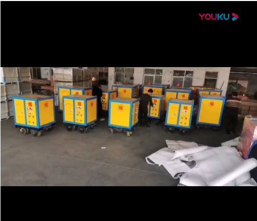 一批礦用軌道炸藥運輸車發(fā)貨了 感謝礦務(wù)局領(lǐng)導(dǎo)們的支持與厚愛~！我們繼續(xù)努力~！